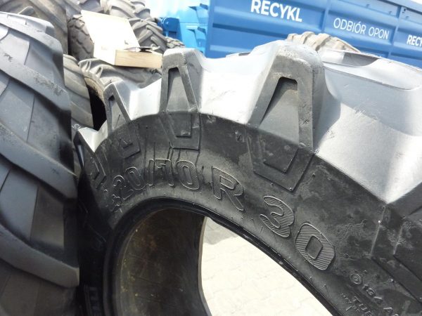 2 x Opona używana rolnicza 420/70R30 PIRELLI TM700 900zł. W2601 - obrazek 6