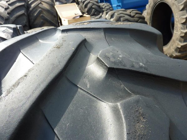2 x Opona używana rolnicza 420/70R30 PIRELLI TM700 900zł. W2601 - obrazek 9