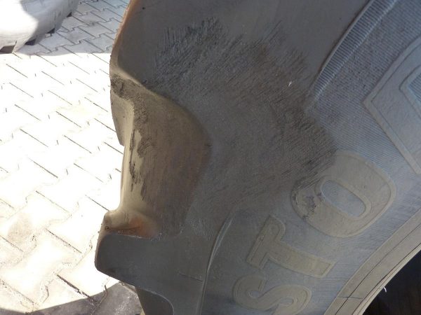 Opona używana rolnicza 650/65R42 BRIDGESTONE VT TRACTOR 2200zł W2342 - obrazek 9