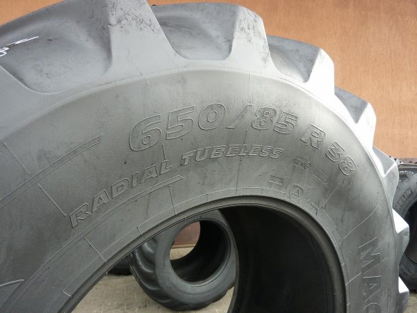 2 x Opona używana rolnicza 650/85R38 MICHELIN MACHXBIB 3950zł W2394 - obrazek 4