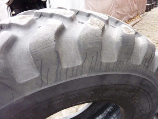 Opona używana przemysłowa 17,5R25 BRIDGESTONE TRACTION 1000zł W1510 - obrazek 2