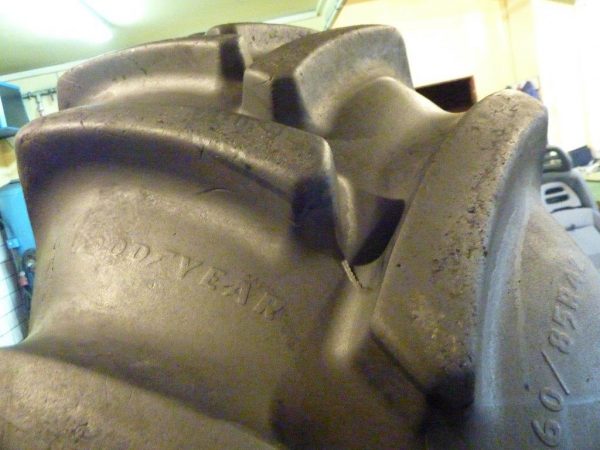 Opona używana rolnicza 460/85R42 18,4R42 GOODYEAR DT806; 1700zł W1541 - obrazek 7