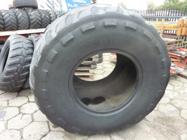 Opona używana rolnicza 1050/50R32 MICHELIN MEGAXBIB 1000zł W633 - obrazek 2