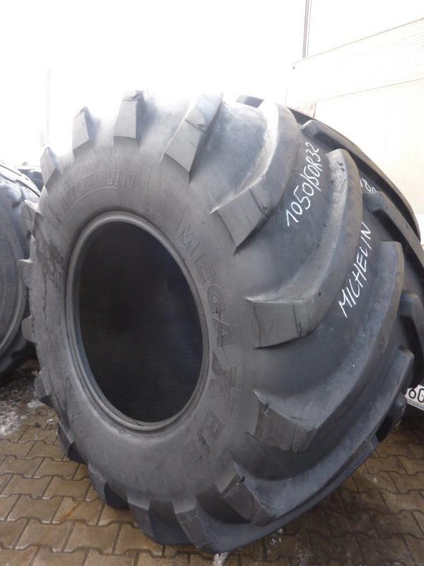 2x Opona używana rolnicza 1050/50R32 MICHELIN MEGAXBIB 5400zł W1593 - obrazek 2