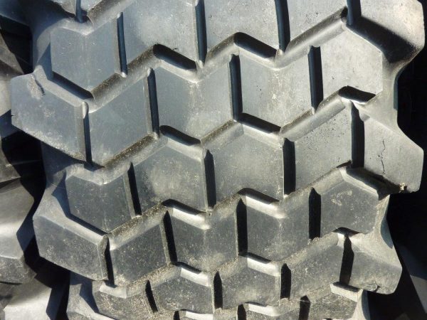 Opona używana rolnicza 580/65-34 NOKIAN TRI 900zł W88 - obrazek 3