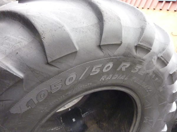 2 x Opona używana rolnicza 1050/50R32 MICHELIN MEGAXBIB 1500zł  W1663 - obrazek 6