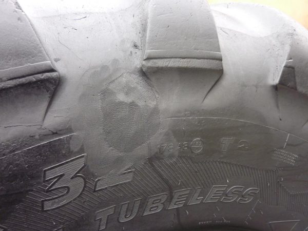 2 x Opona używana rolnicza 1050/50R32 MICHELIN MEGAXBIB 1500zł  W1663 - obrazek 7