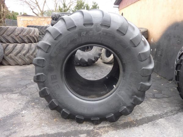 2 x Opona używana rolnicza 1050/50R32 MICHELIN MEGAXBIB 1500zł  W1663 - obrazek 2