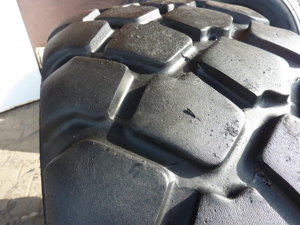 4 x Opona używana przemysłowa 395/85R20 MICHELIN XZL 875zł W2771 - obrazek 9