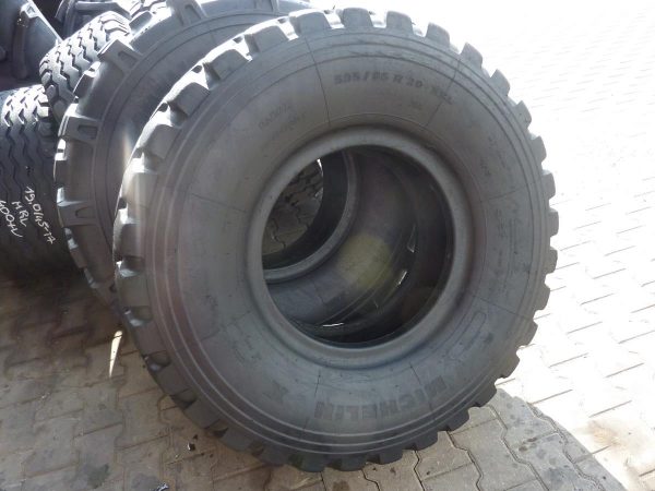 Opona używana przemysłowa 395/85R20 MICHELIN XZL 800zł W2772 - obrazek 2