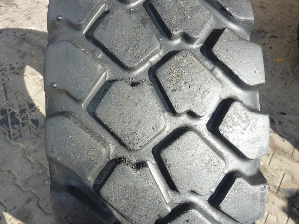 Opona używana przemysłowa 395/85R20 MICHELIN XZL 800zł W2772