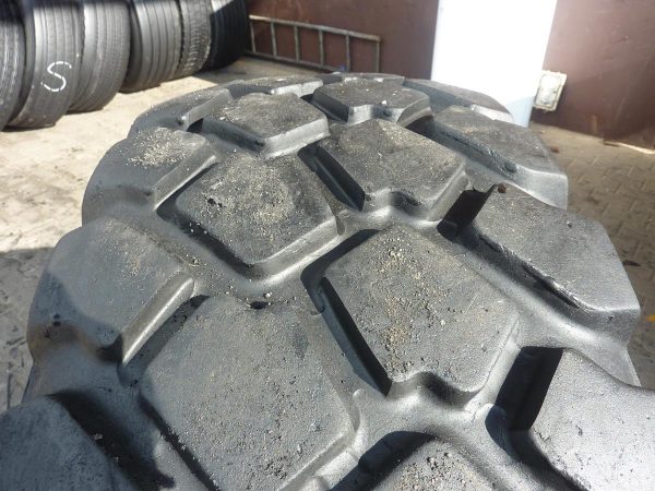 Opona używana przemysłowa 395/85R20 MICHELIN XZL 800zł W2772 - obrazek 5