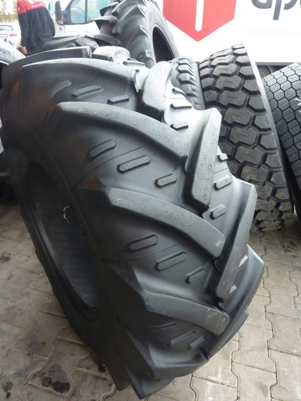 Opona używana rolnicza 375/75R20 14,9R20 KLEBER SUPER 800zł W2774 - obrazek 2
