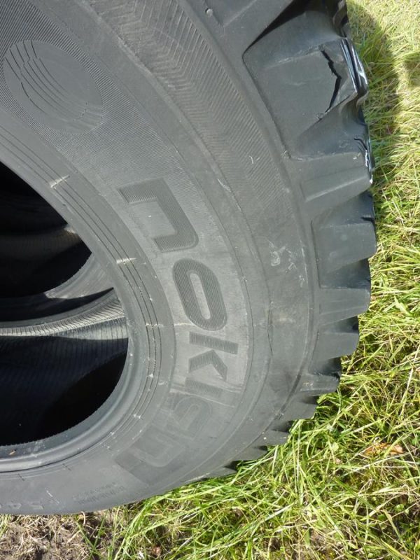 2 x Opona używana rolnicza 540/80R38 20,8R38 NOKIAN TRI 2; 1400zł W2808 - obrazek 3