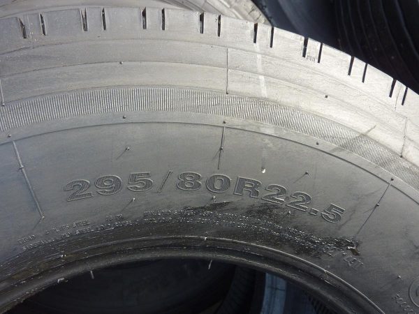 Opona używana ciężarowa 295/80R22,5 TORQUE TQ121; 700zł C1906 - obrazek 4