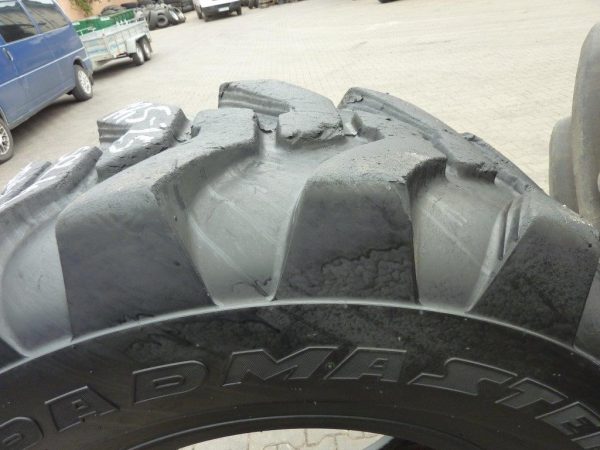 Opona używana przemysłowa 17,5-25 SOLIDEAL LOADMASTER 1200zł W979 - obrazek 2