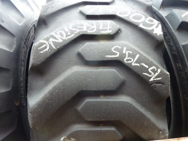 Opona używana przemysłowa 15-19,5 FIRESTONE SUPER TRACTION 300zł W1165 - obrazek 2