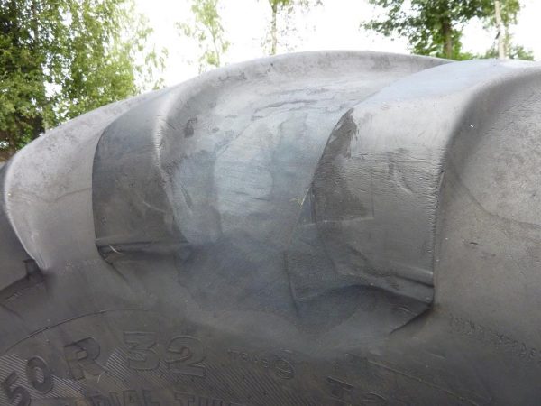 Opona używana rolnicza 1050/50R32 MICHELIN MEGAXBIB 2900zł  W1920 - obrazek 6