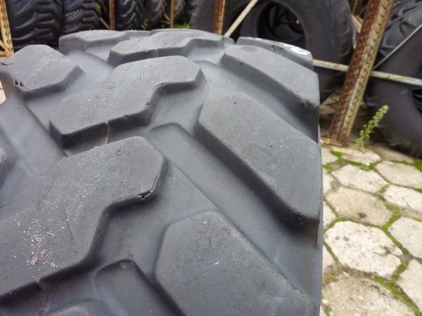 Opona używana przemysłowa 405/70R18 FIRESTONE DURAFORCE UTILITY 1000zł W1991 - obrazek 5