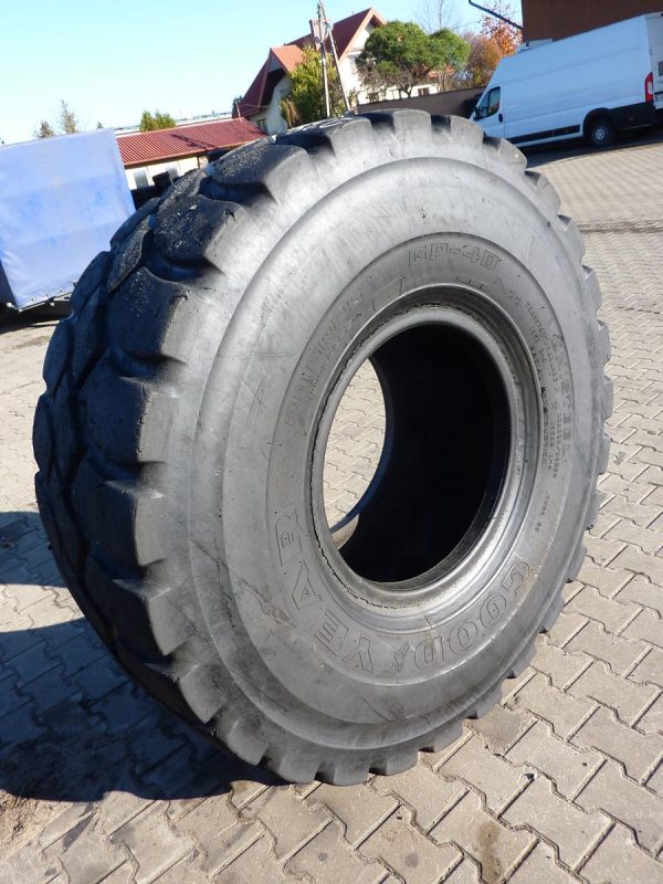 Opona używana przemysłowa 23,5R25 GOODYEAR GP-40; 2600zł W2133 - obrazek 4