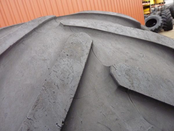 2 x Opona używana rolnicza 600/70R28 MICHELIN MACH BIB 1200zł W2193 - obrazek 11