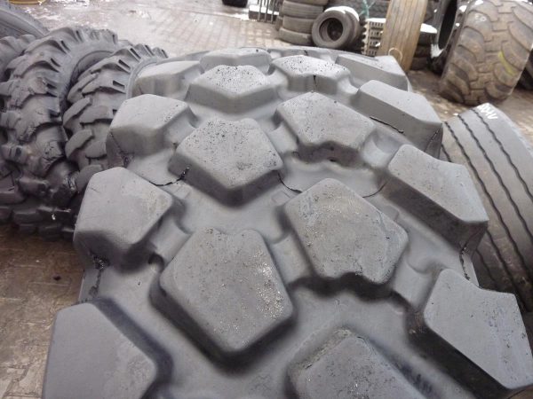 Opona używana przemysłowa 14,00R20 MICHELIN XZL 900zł W2207 - obrazek 7