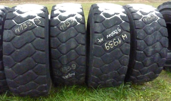 4 x Opona używana przemysłowa 23.5R25 CAMSO WHL 753R 1950zł W1939