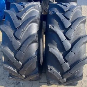 2x Opona używana przemysłowa 15,5/80-24 SOLIDEAL TRACTION MASTER 1100zł. W4043