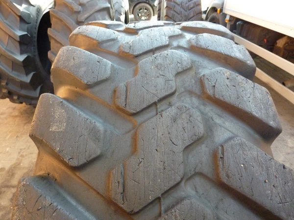 Opona używana przemysłowa 440/80R28 FIRESTONE 1100zł W2379 - obrazek 5