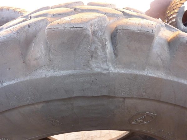Opona używana przemysłowa 440/80R28 FIRESTONE 1100zł W2379 - obrazek 8
