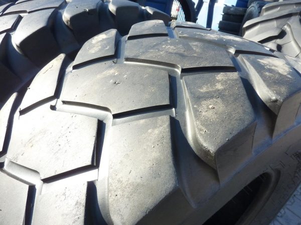 2 x Opona używana przemysłowa 500/70R24 FIRESTONE DURAFORCE 500zł W2429 - obrazek 5