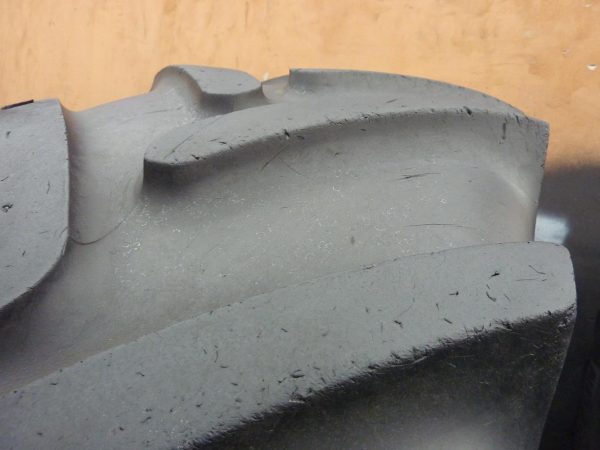 2 x Opona używana rolnicza 580/70R38 MICHELIN OMNIBIB 1300zł W2467 - obrazek 6
