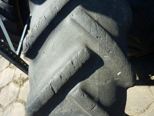 Opona używana przemysłowa 12,75-24 GOODYEAR SUPER GRIP 300zł W383 - obrazek 5