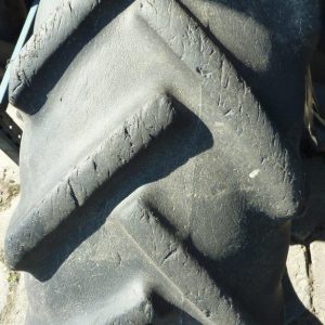 Opona używana przemysłowa 12,75-24 GOODYEAR SUPER GRIP 300zł W383