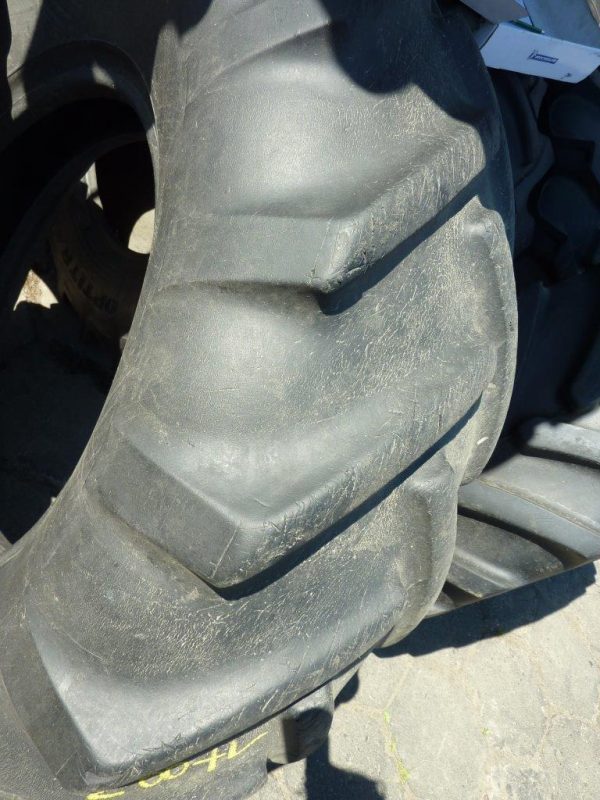 Opona używana przemysłowa 12,75-24 GOODYEAR SUPER GRIP 300zł W383 - obrazek 6