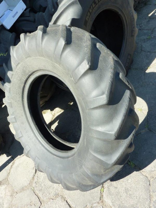 Opona używana przemysłowa 12,75-24 GOODYEAR SUPER GRIP 300zł W383 - obrazek 3