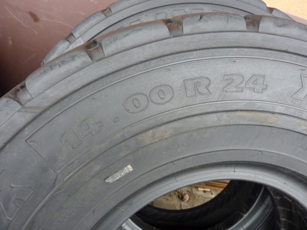 2 x Opona używana przemysłowa 14.00R24 MICHELIN XZM STABIL X 1000zł W2475 - obrazek 4