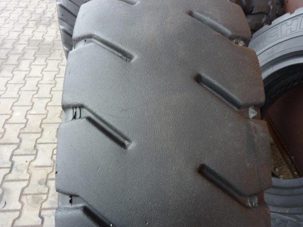 2 x Opona używana przemysłowa 14.00R24 MICHELIN XZM STABIL X 1000zł W2475 - obrazek 7