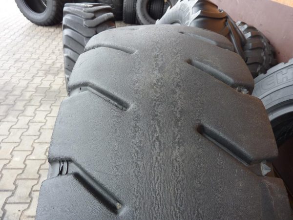 2 x Opona używana przemysłowa 14.00R24 MICHELIN XZM STABIL X 1000zł W2475 - obrazek 8