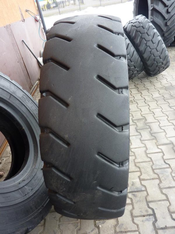 2 x Opona używana przemysłowa 14.00R24 MICHELIN XZM STABIL X 1000zł W2475 - obrazek 5