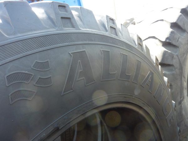 2x Opona używana rolnicza 480/80R38 18.4R38 ALLIANCE MULTICUSE 550 1500zł W2565 - obrazek 9