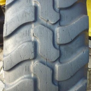 Opona używana przemysłowa 405/70R24 DUNLOP SP T9; 900zł W667