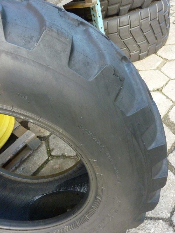 Opona używana przemysłowa 405/70R24 DUNLOP SP T9; 900zł W667 - obrazek 7