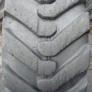 Opona używana przemysłowa 405/70-24 STARMAXX SM-ND 1000zł W1632
