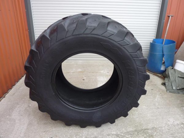 Opona używana rolnicza 480/65R24 KLEBER SUPER 11L 800zł W1675 - obrazek 2