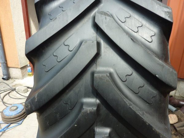 Opona używana rolnicza 600/65R38 BKT AGRI MAX 1400zł W850 - obrazek 4