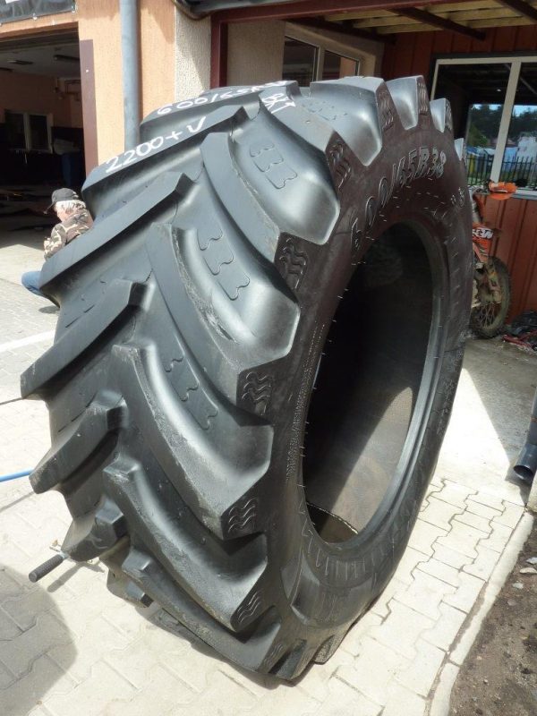 Opona używana rolnicza 600/65R38 BKT AGRI MAX 1400zł W850 - obrazek 6