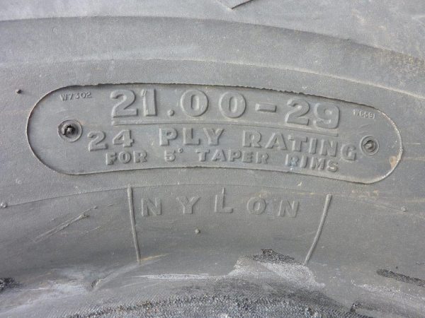 2 x Opona używana przemysłowa 21.00-29 GOODYEAR EARTH MOVER 2700zł W854 - obrazek 6