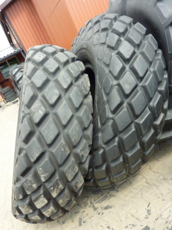 2 x Opona używana przemysłowa 21.00-29 GOODYEAR EARTH MOVER 2700zł W854