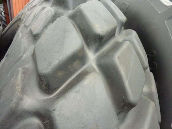2 x Opona używana przemysłowa 21.00-29 GOODYEAR EARTH MOVER 2700zł W854 - obrazek 7